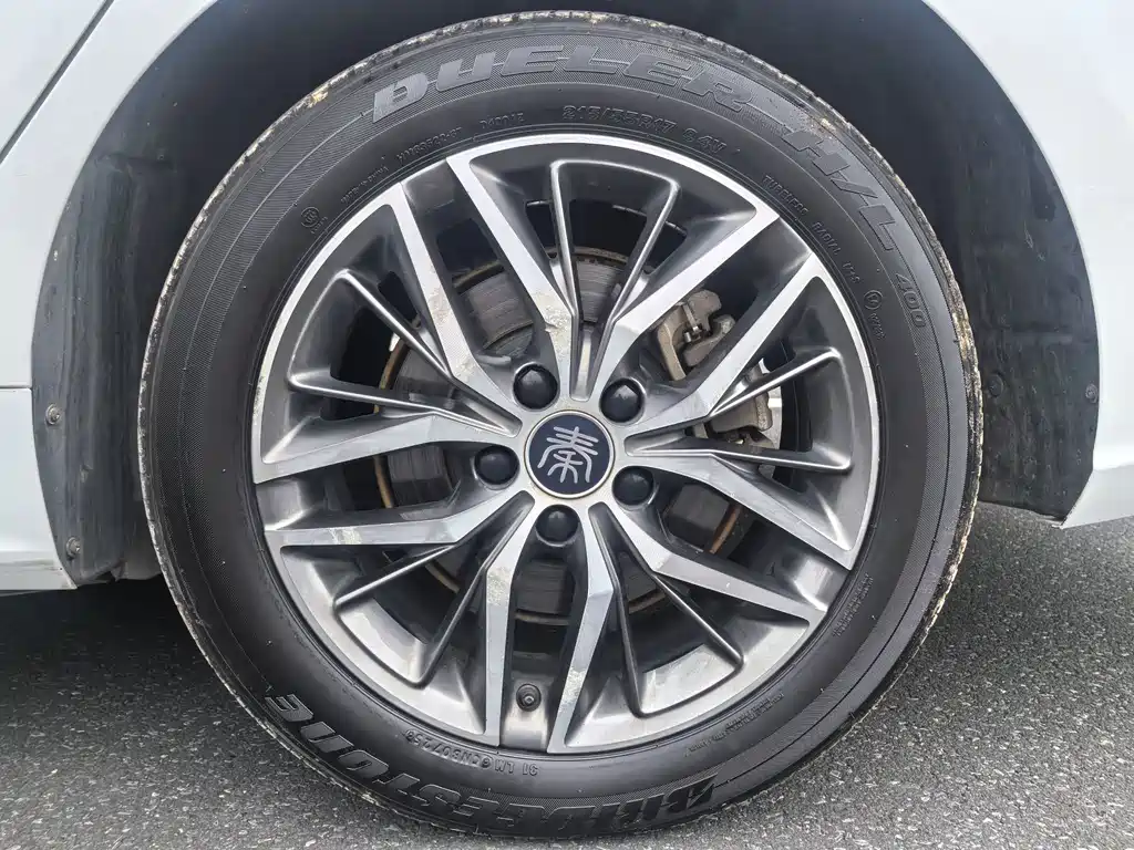 BYD Qin PLUS — фото 13