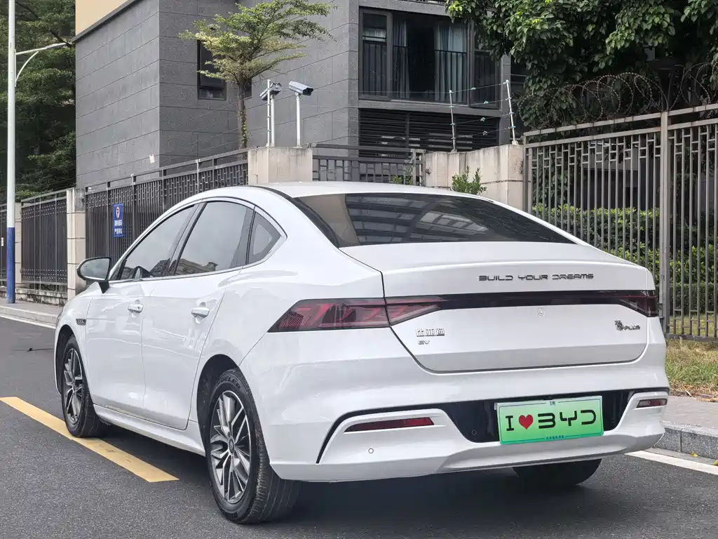 BYD Qin PLUS — фото 18
