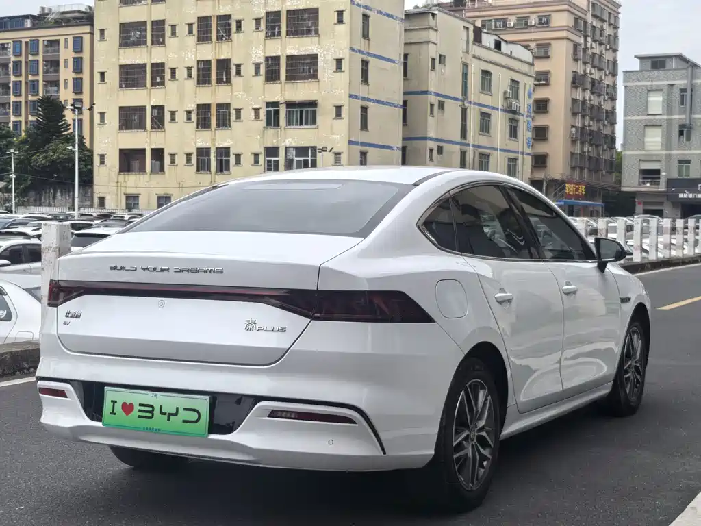 BYD Qin PLUS — фото 20