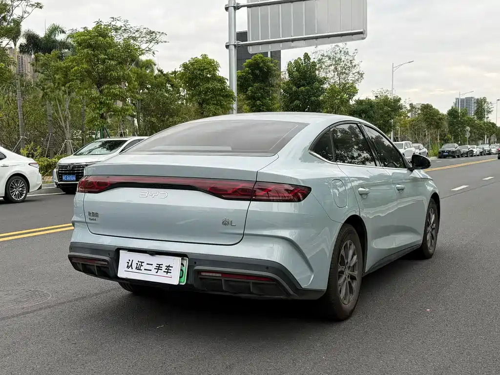 BYD Qin L — фото 5