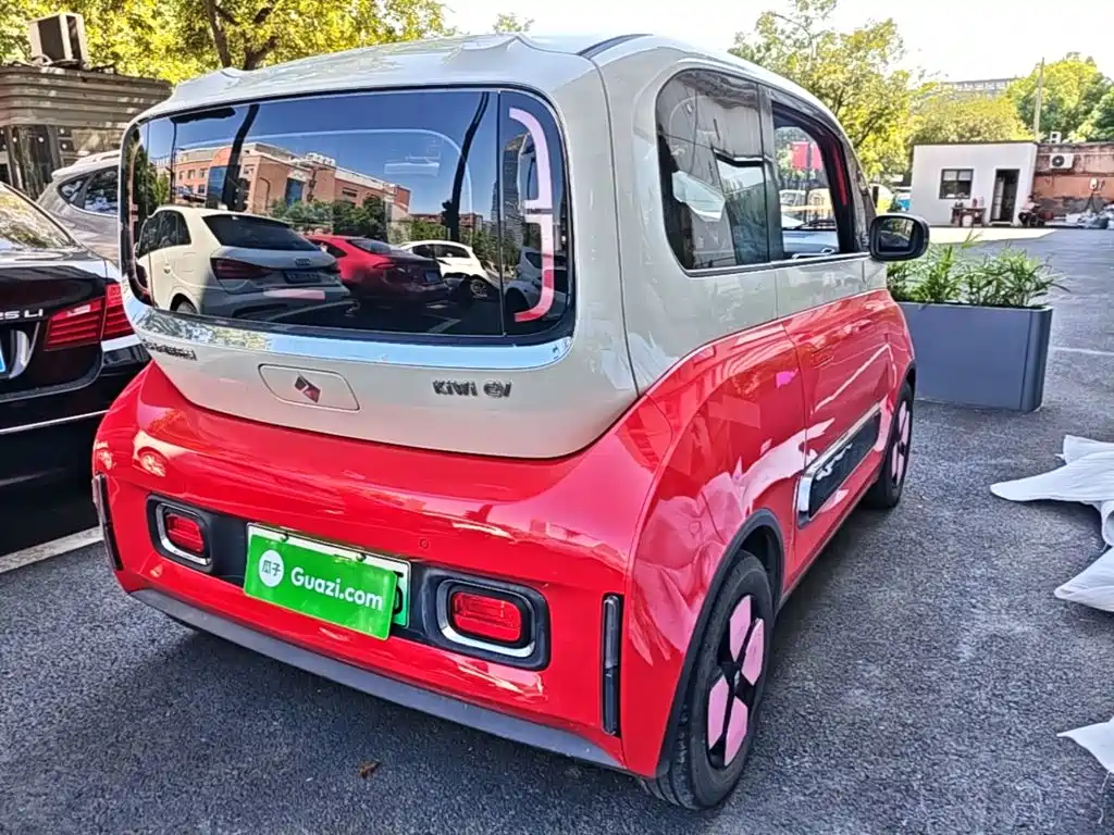 Baojun KiWi EV — фото 7