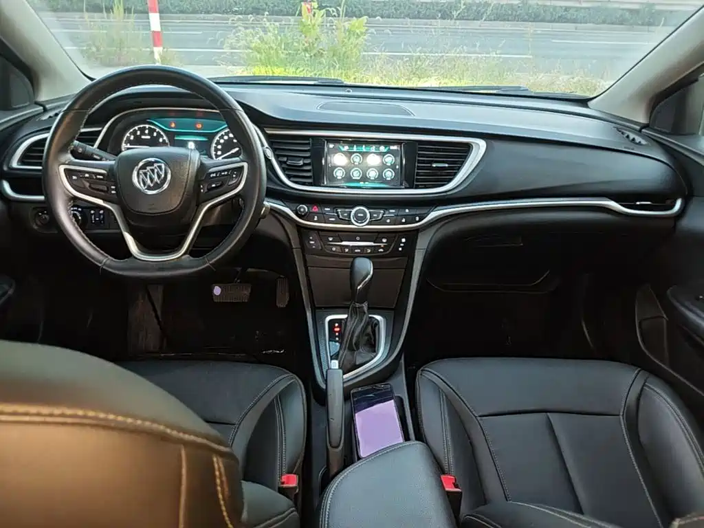 Buick Excelle — фото 10