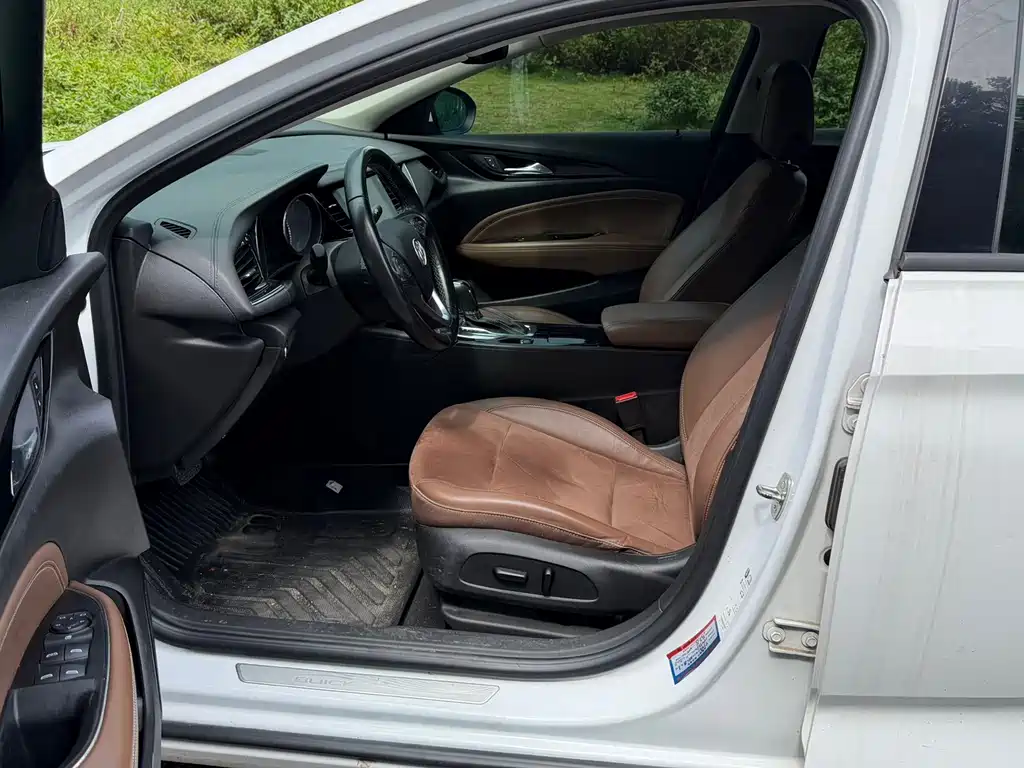 Buick Regal — фото 3