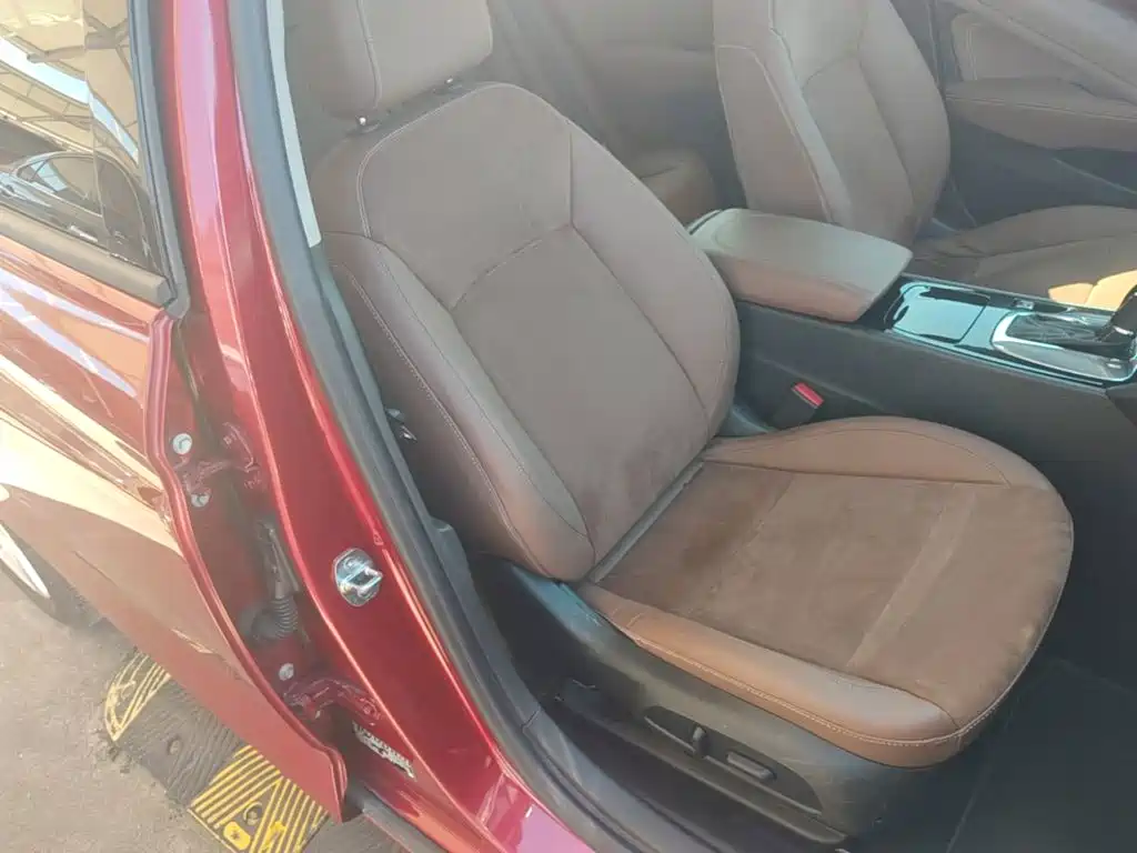 Buick Regal — фото 25