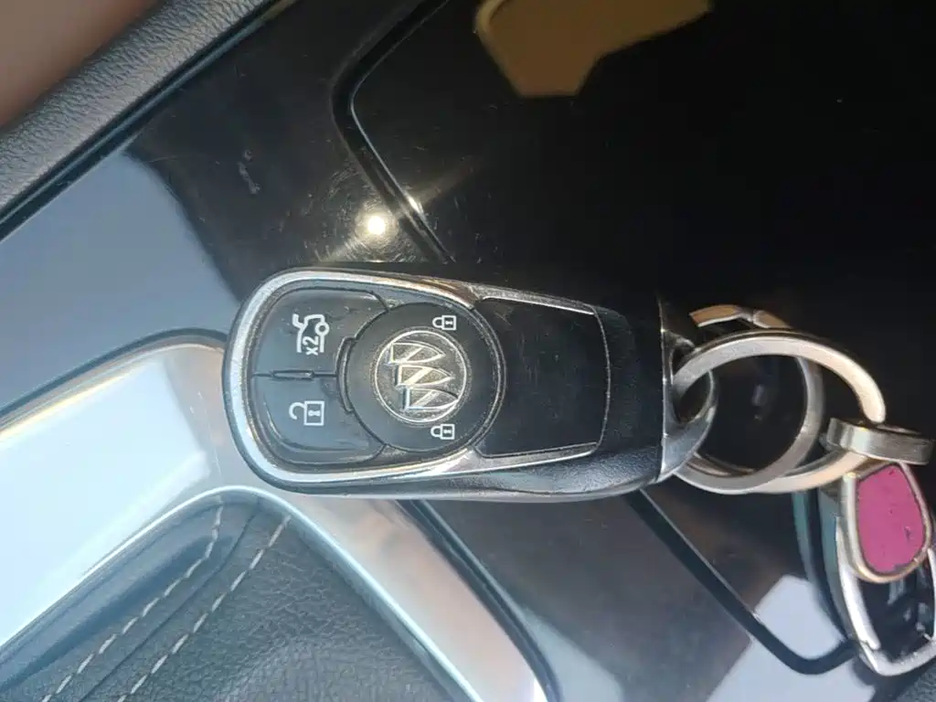 Buick Regal — фото 9