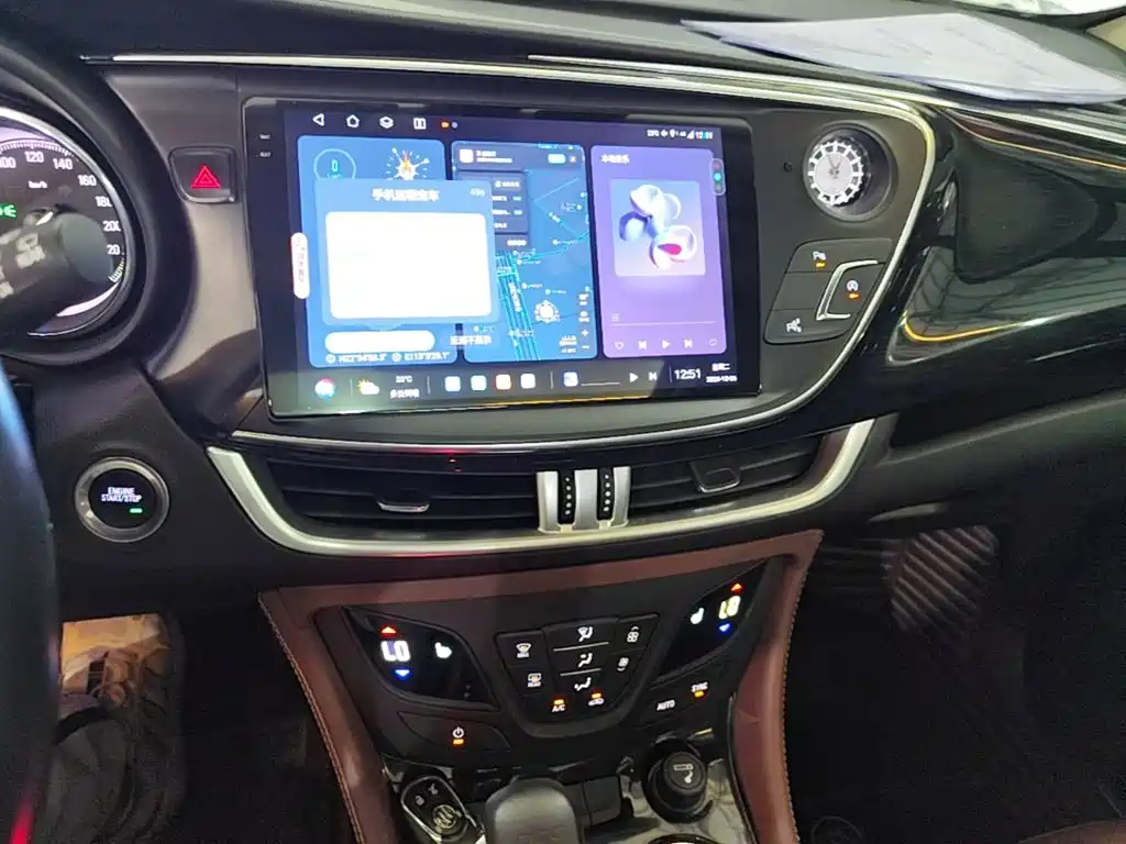 Buick Envision Plus — фото 13