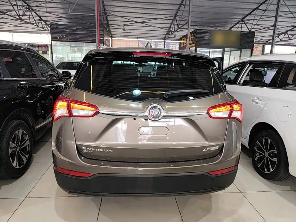 Buick Envision Plus — фото 6