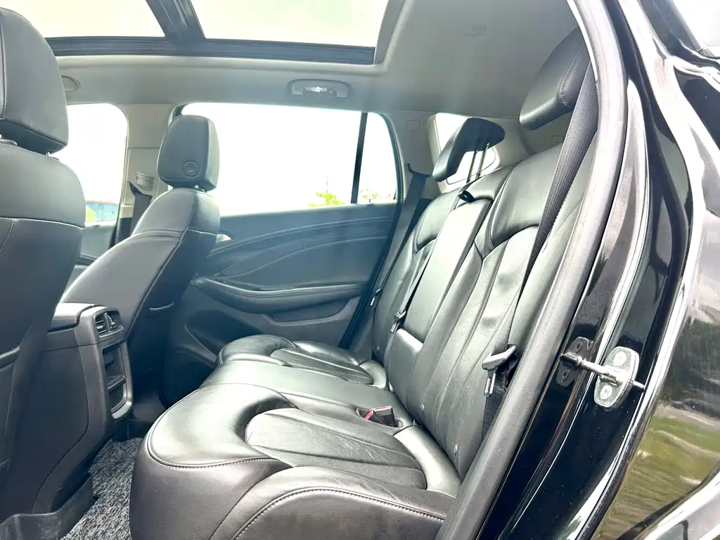 Buick Envision Plus — фото 13