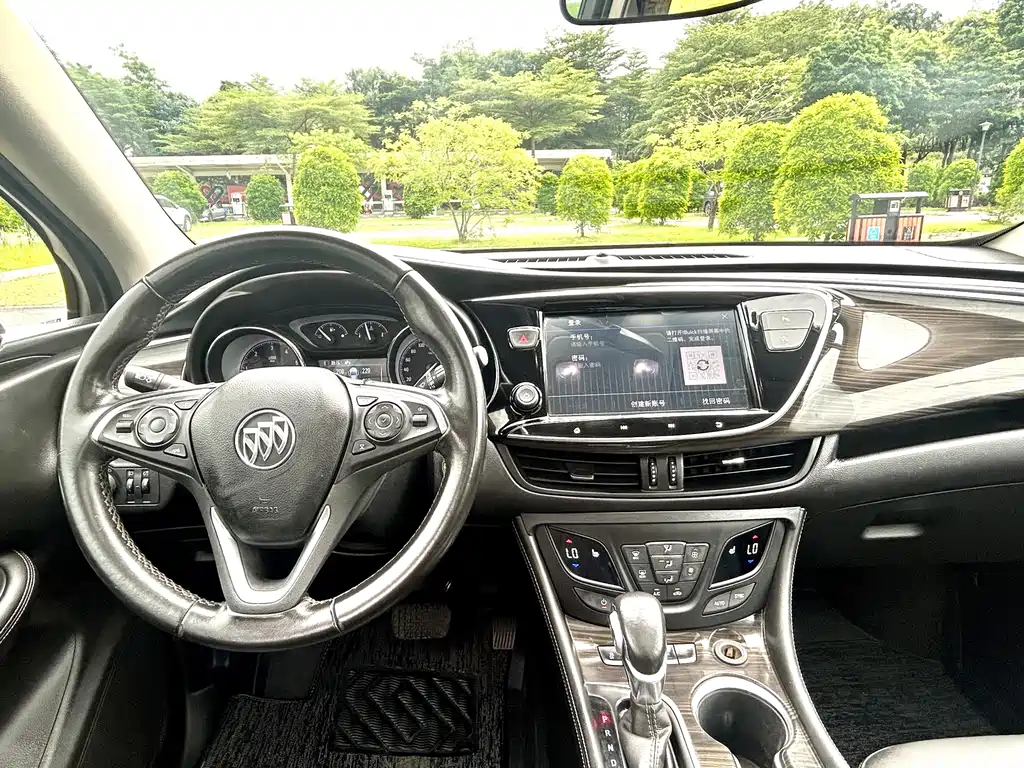 Buick Envision Plus — фото 16