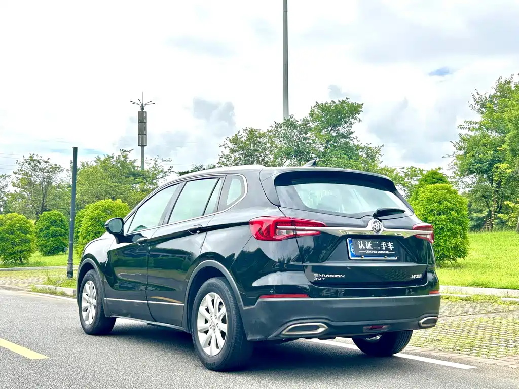 Buick Envision Plus — фото 8