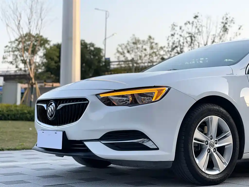 Buick Regal — фото 15