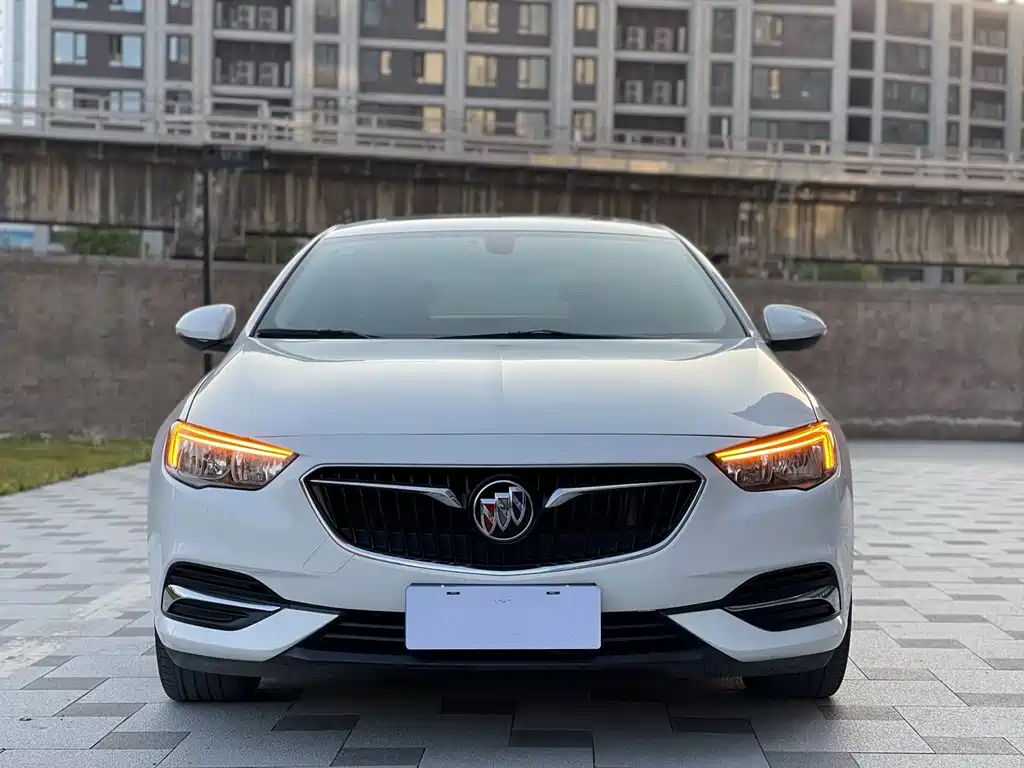 Buick Regal — фото 3