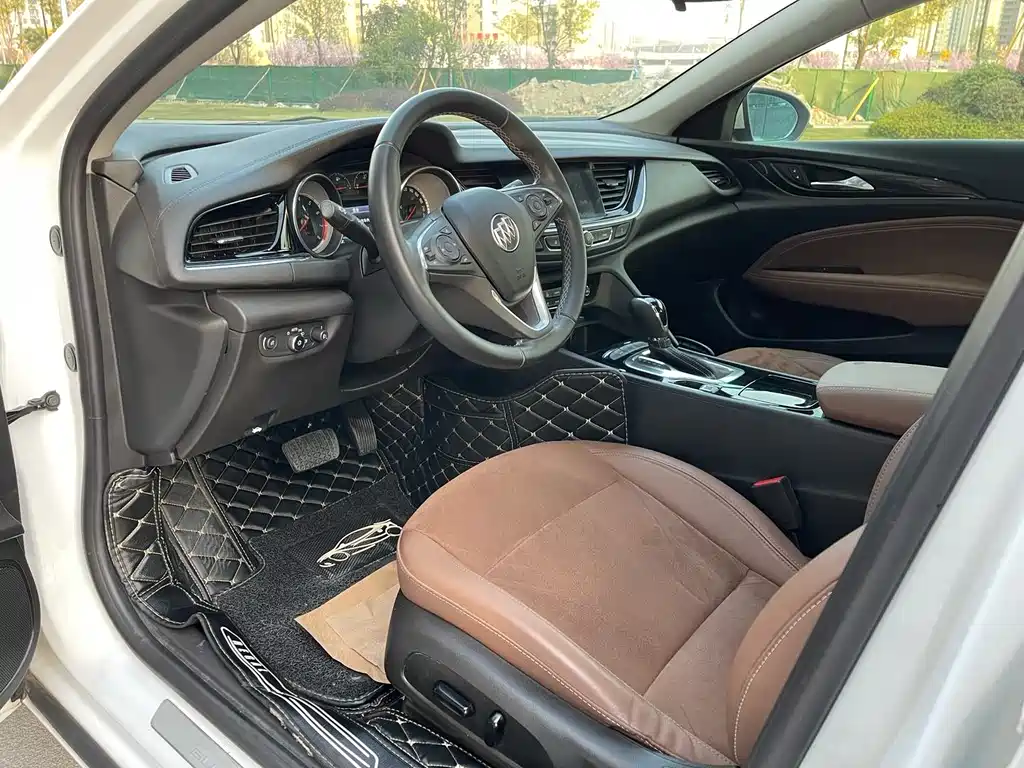 Buick Regal — фото 4