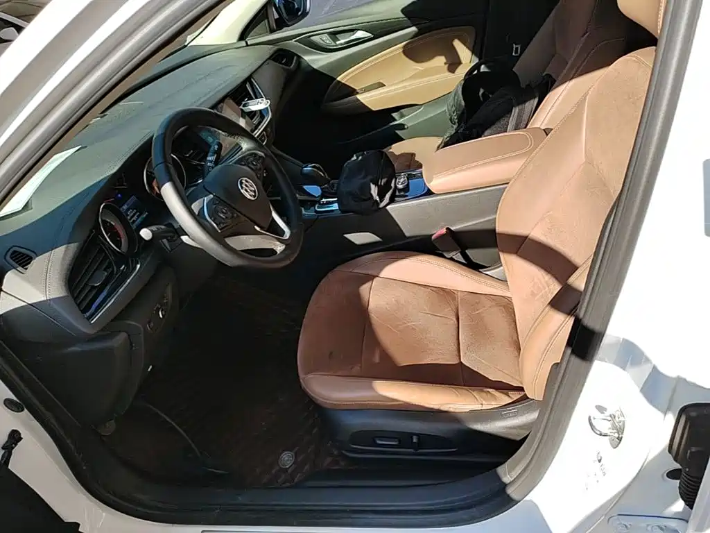 Buick Regal — фото 15