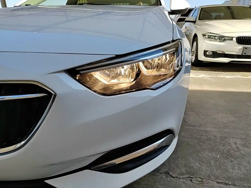 Buick Regal — фото 24