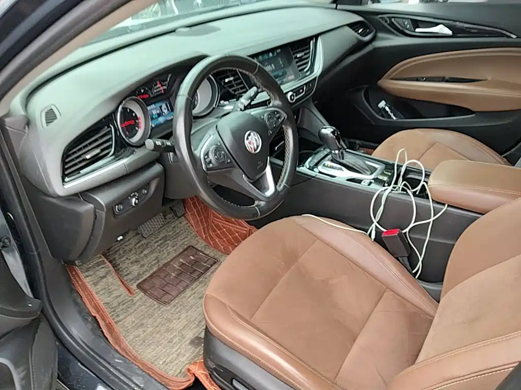 Buick Regal — фото 15