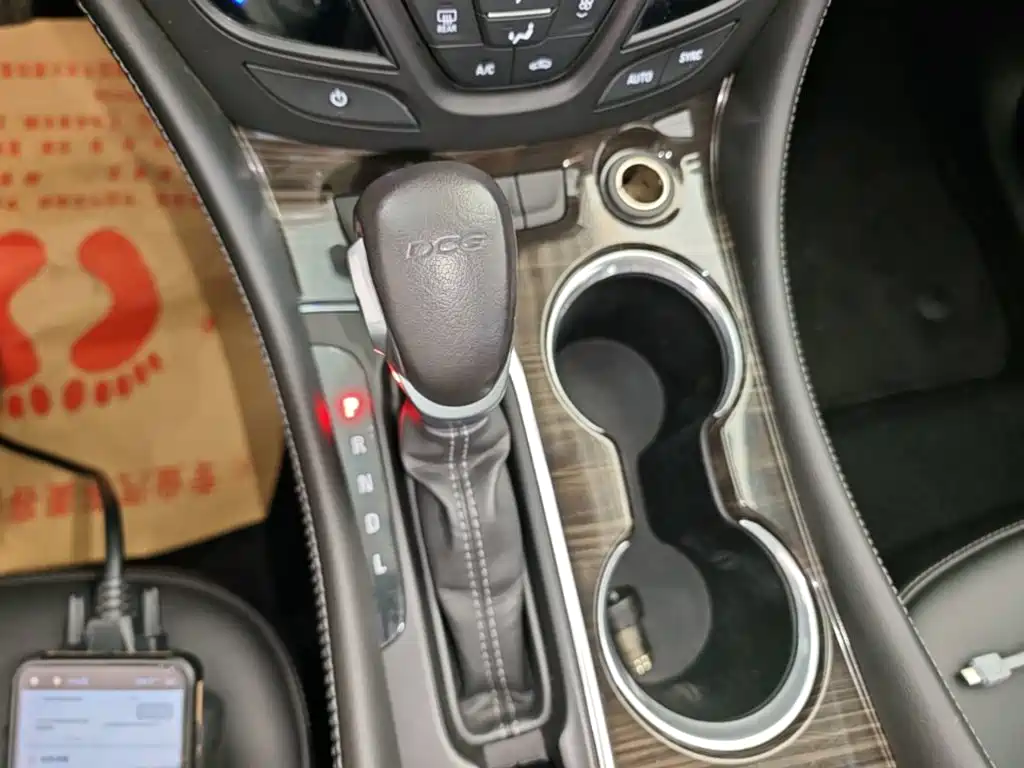 Buick Envision Plus — фото 14
