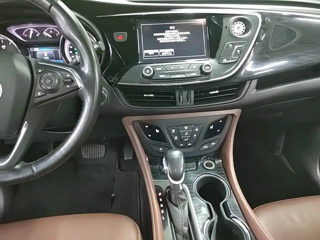 Buick Envision Plus — фото 13