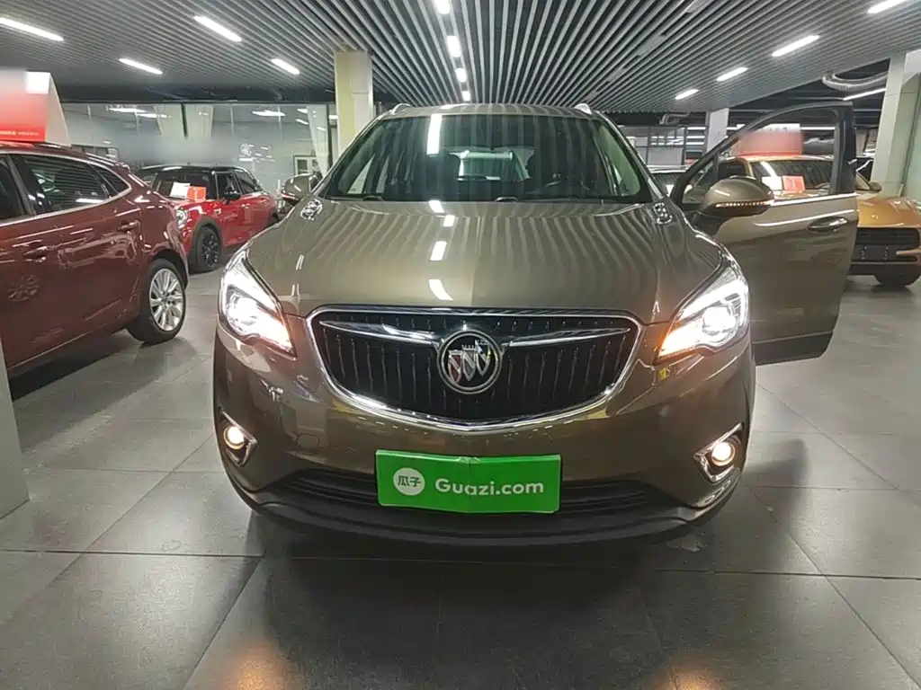Buick Envision Plus — фото 3