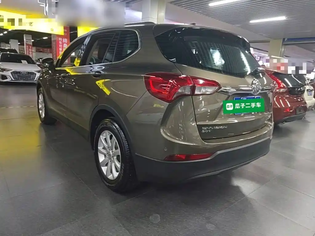 Buick Envision Plus — фото 5