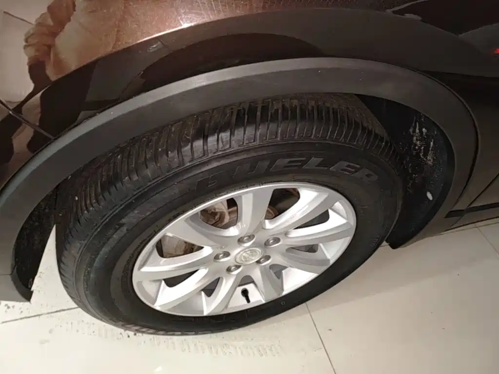 Buick Envision Plus — фото 23