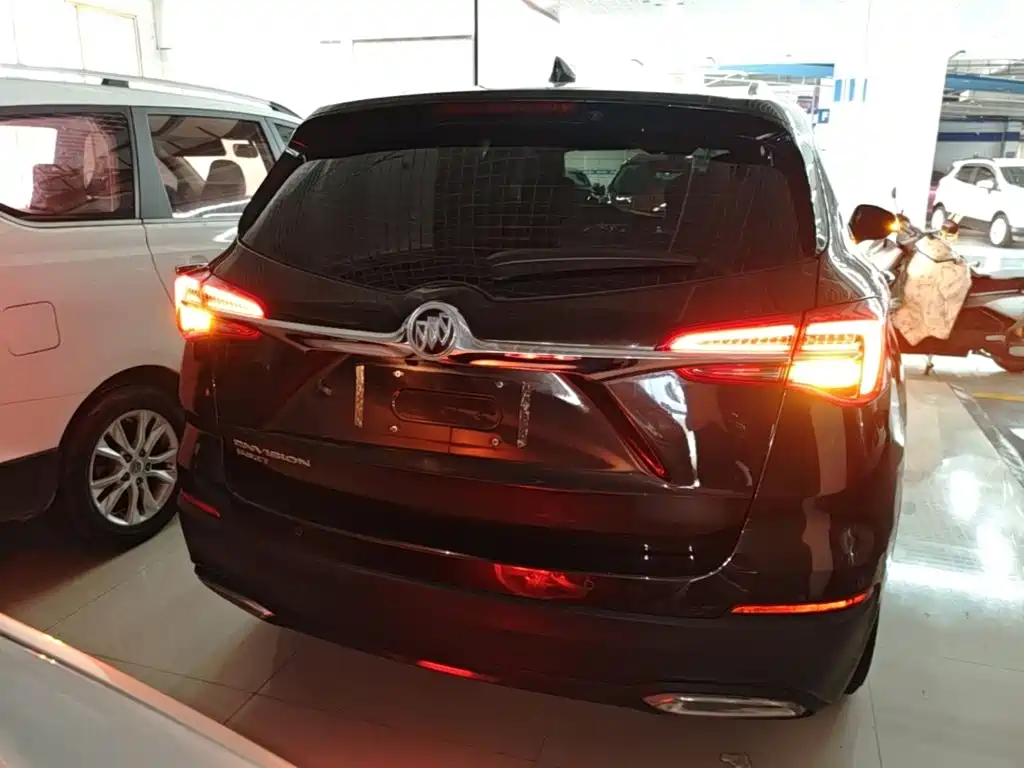 Buick Envision Plus — фото 6