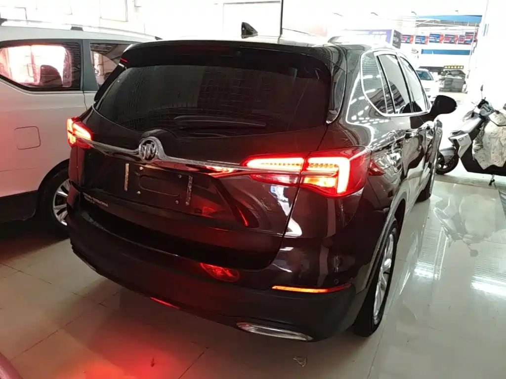 Buick Envision Plus — фото 7