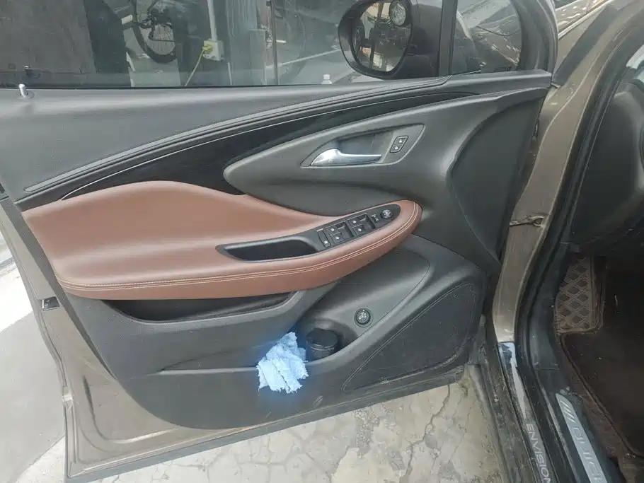 Buick Envision Plus — фото 7