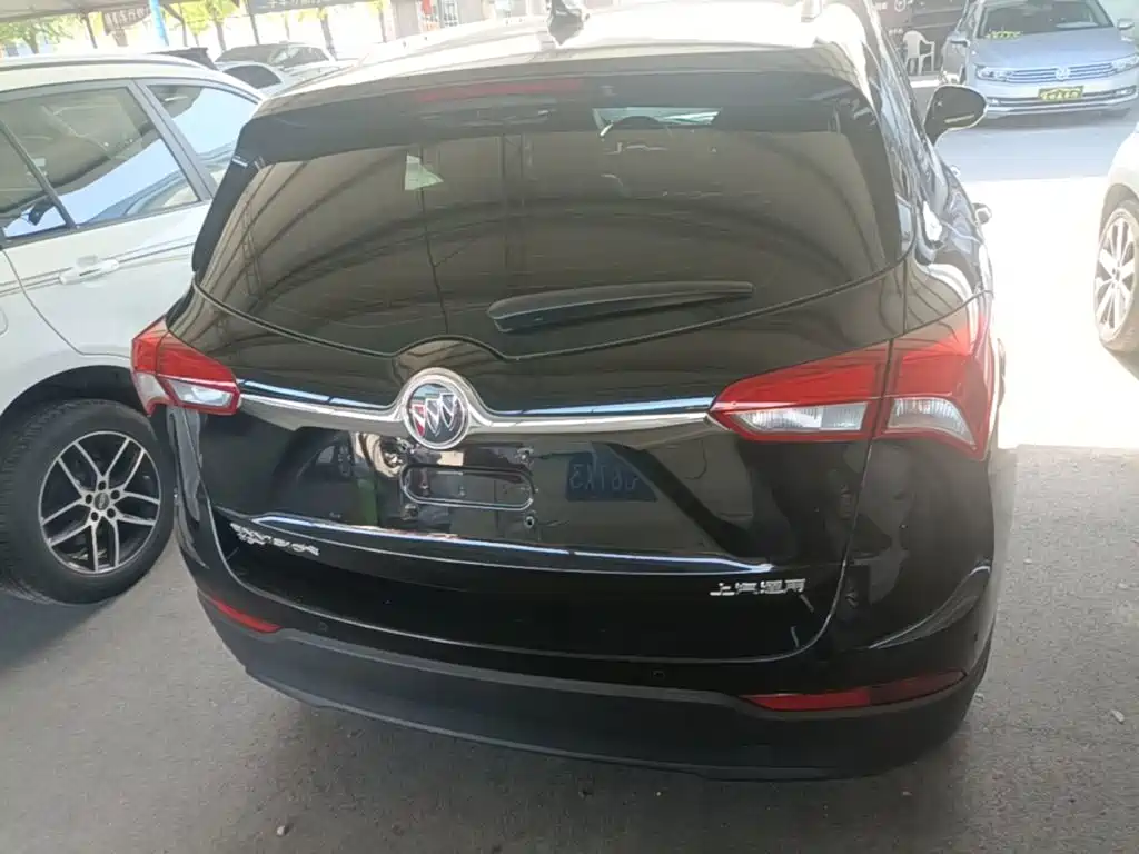 Buick Envision Plus — фото 6