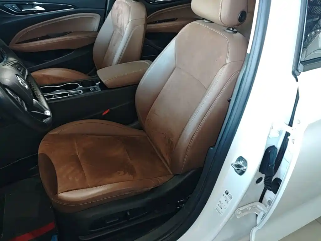 Buick Regal — фото 15