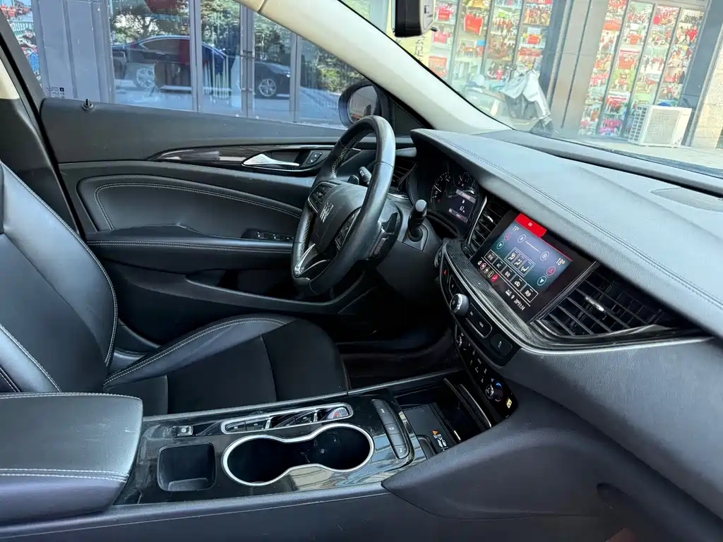 Buick Regal — фото 11