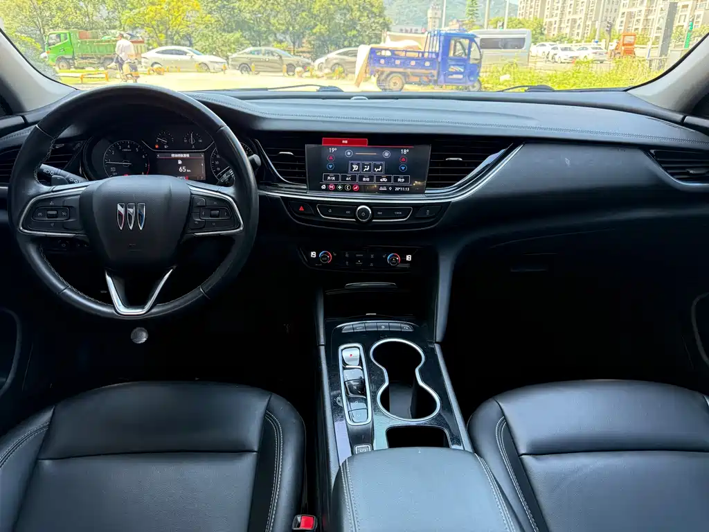 Buick Regal — фото 5