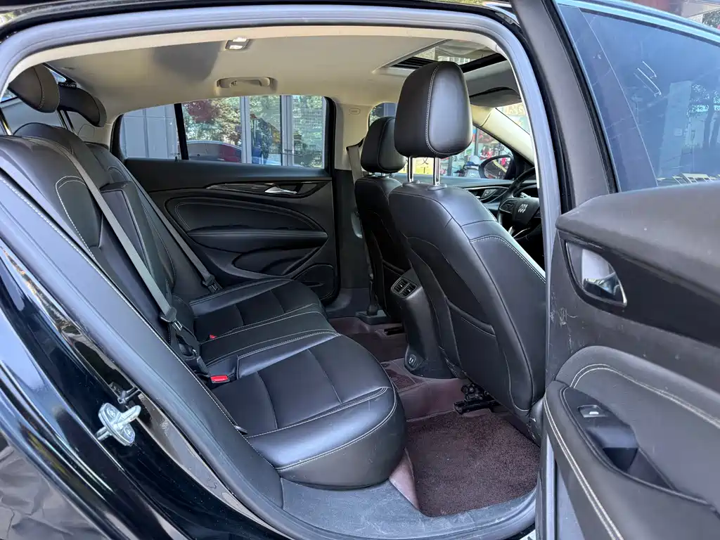 Buick Regal — фото 8