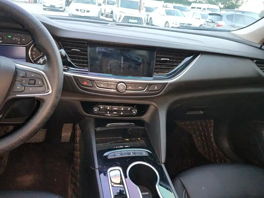 Buick Regal — фото 13