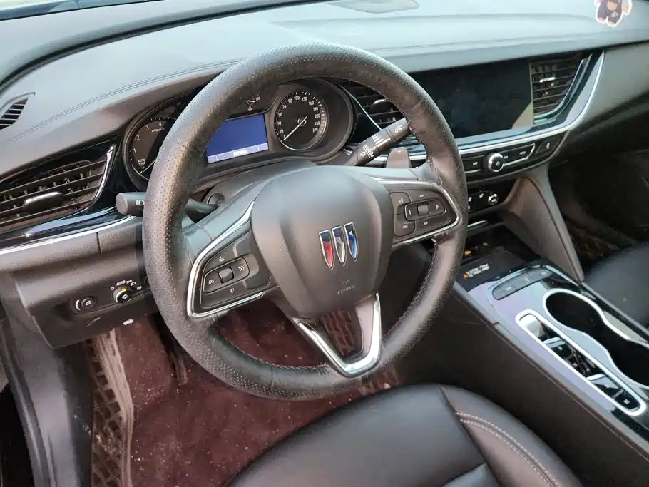 Buick Regal — фото 15