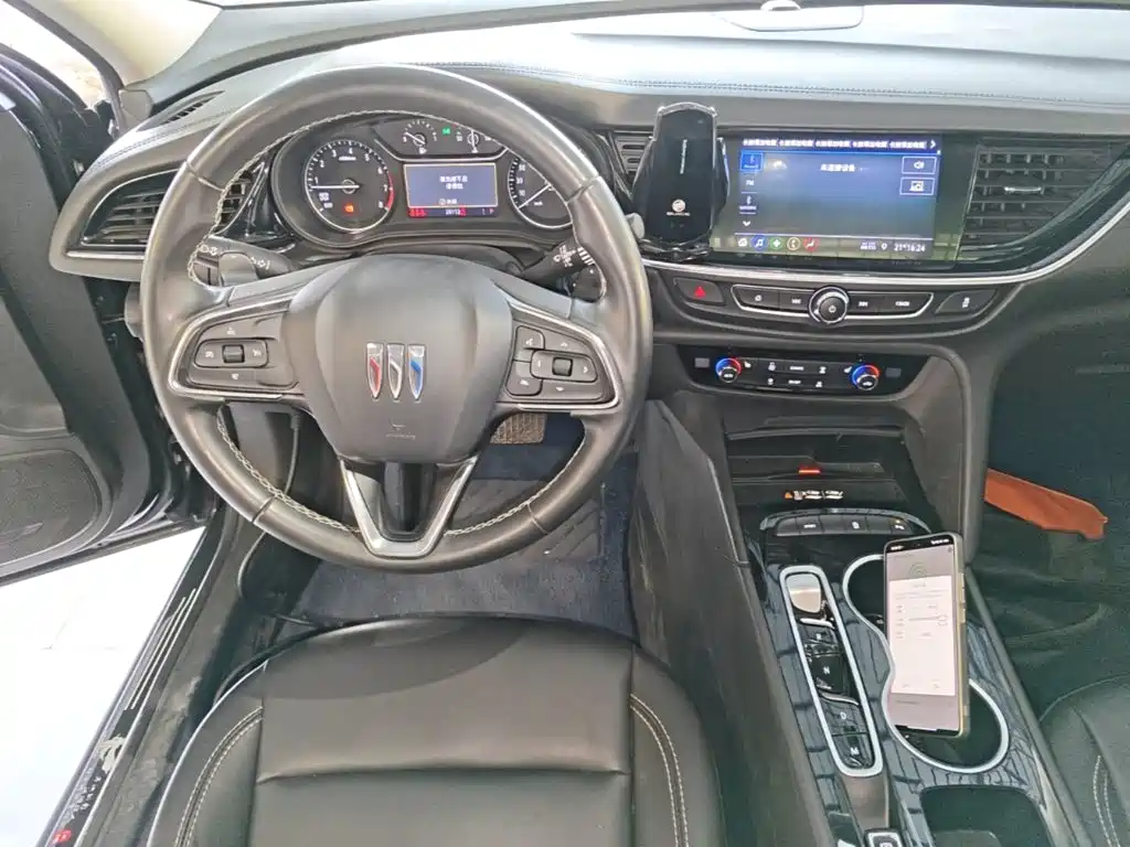 Buick Regal — фото 10