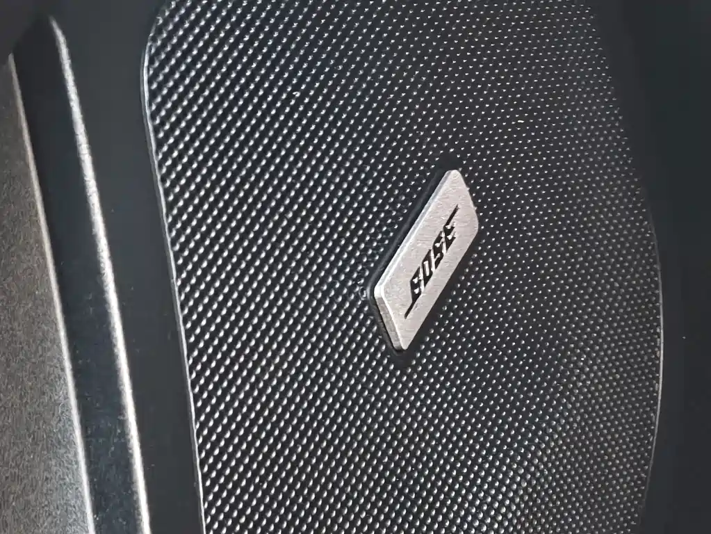Cadillac XTS — фото 20