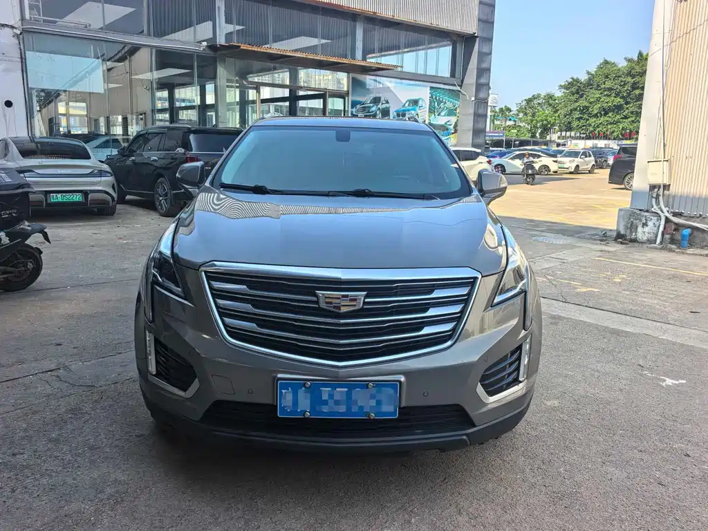 Cadillac XT5 — фото 2