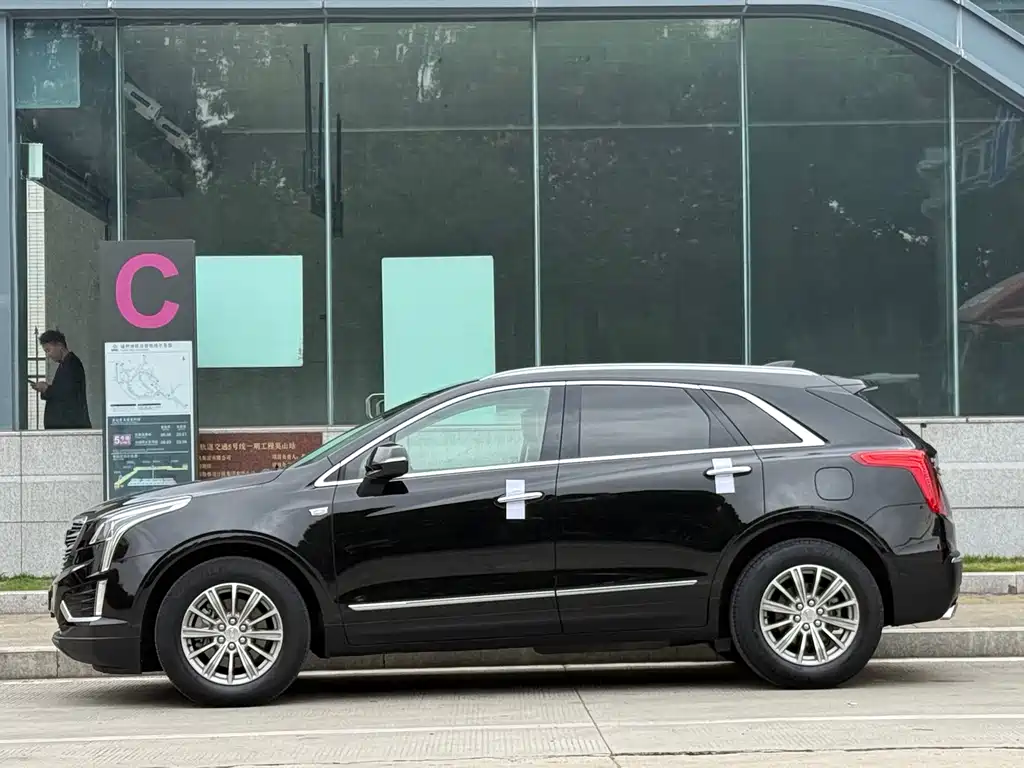 Cadillac XT5 — фото 4