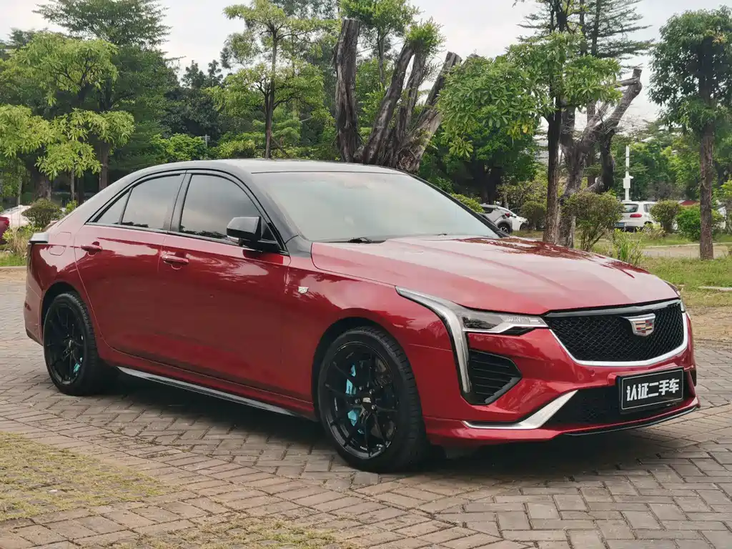 Cadillac CT4 — фото 3