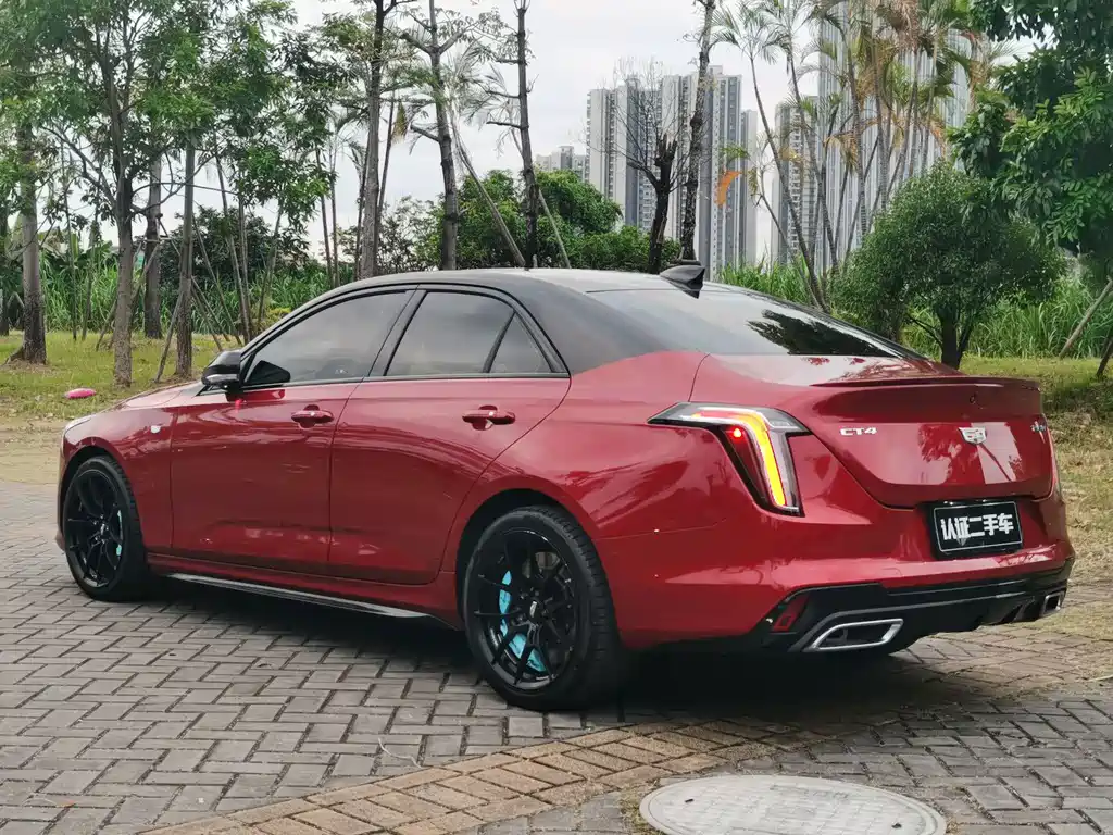 Cadillac CT4 — фото 7