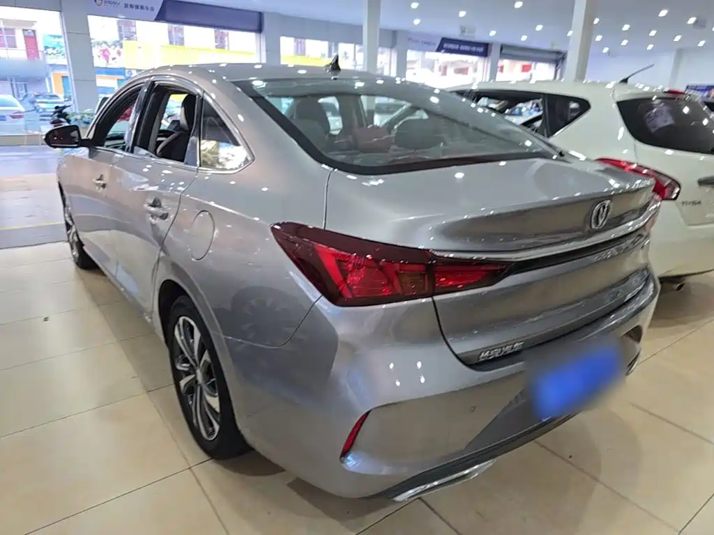 Changan Eado — фото 5
