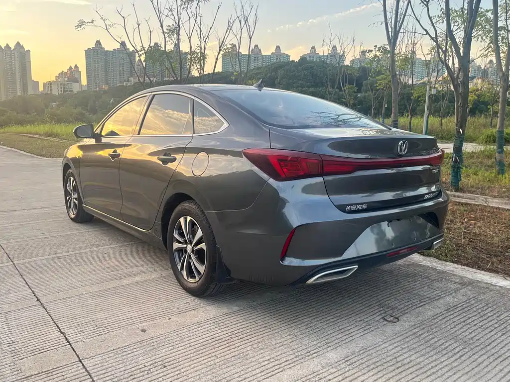 Changan Eado — фото 8