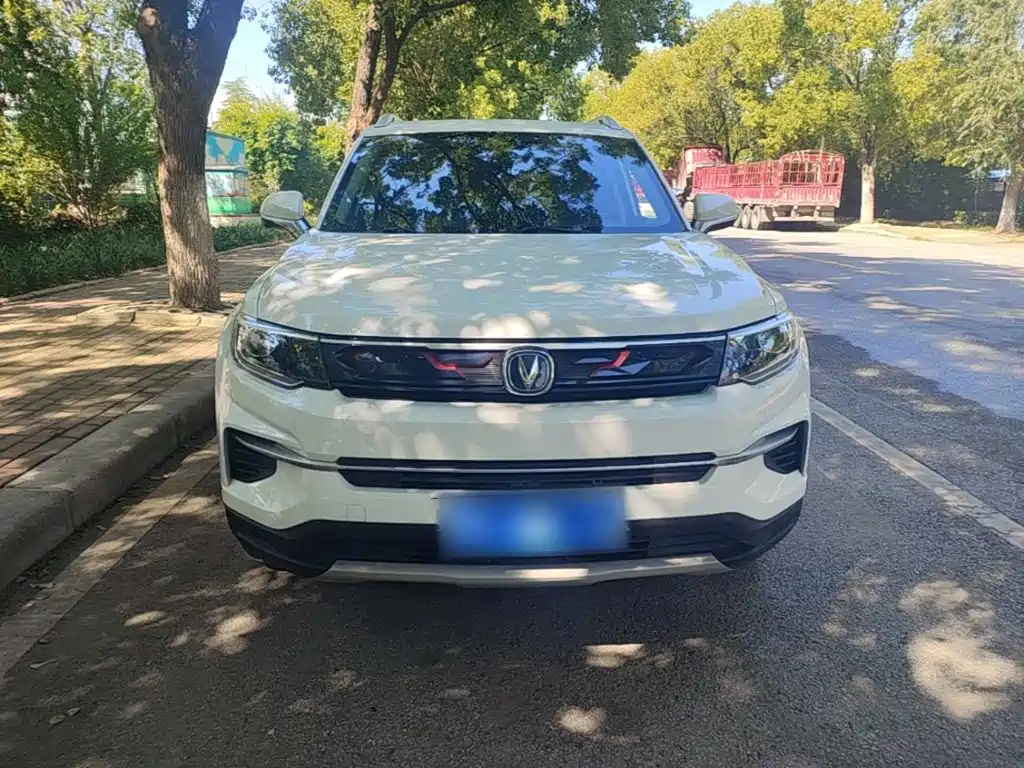 Changan CS35PLUS — фото 3