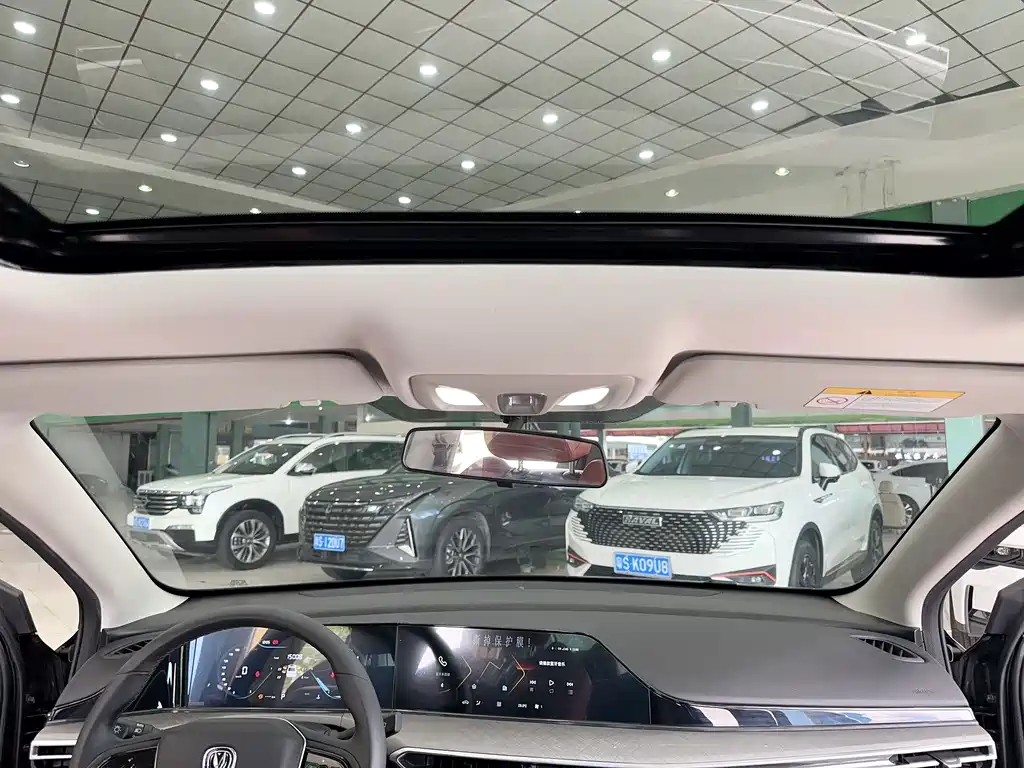 Changan Eado — фото 10