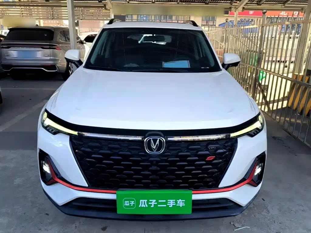 Changan CS35PLUS — фото 3