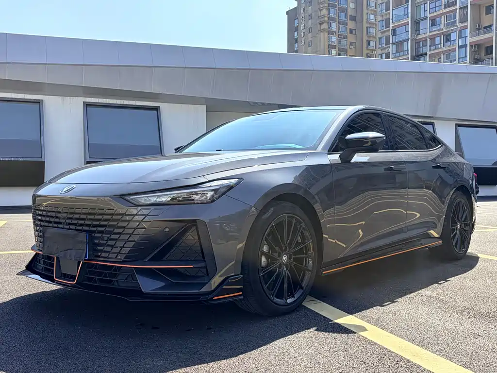 Changan UNI-V