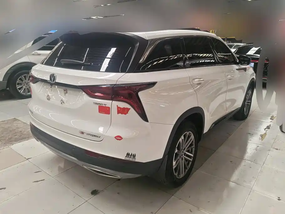 Changan CS75 PLUS — фото 3