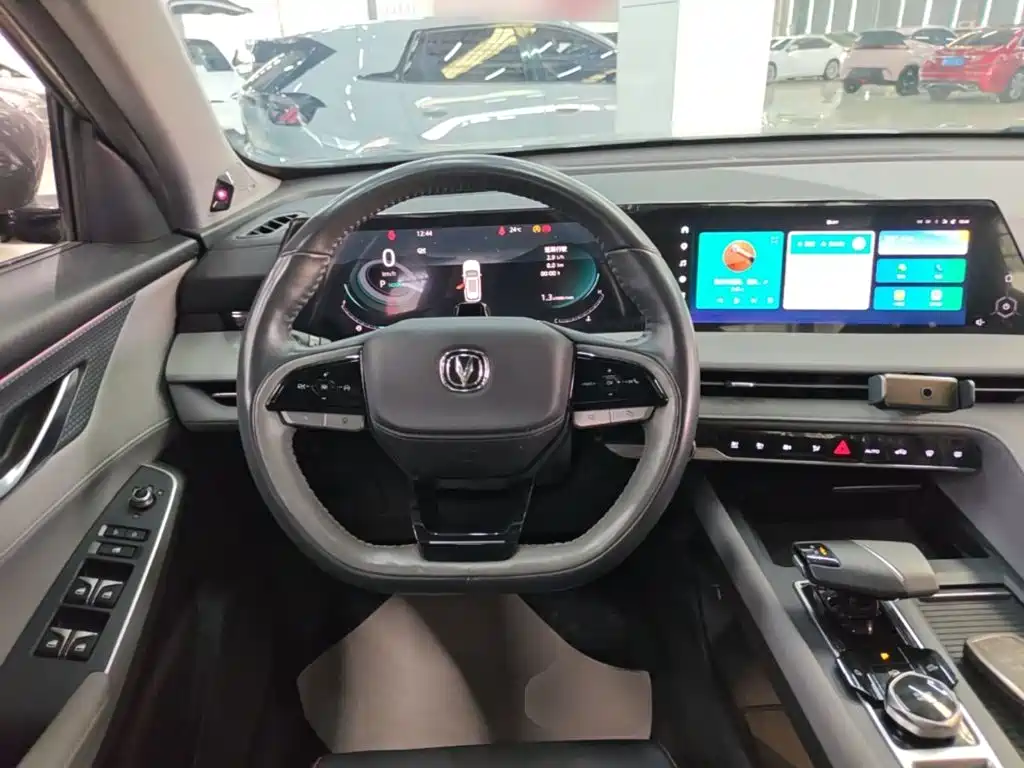 Changan CS75 PLUS — фото 11