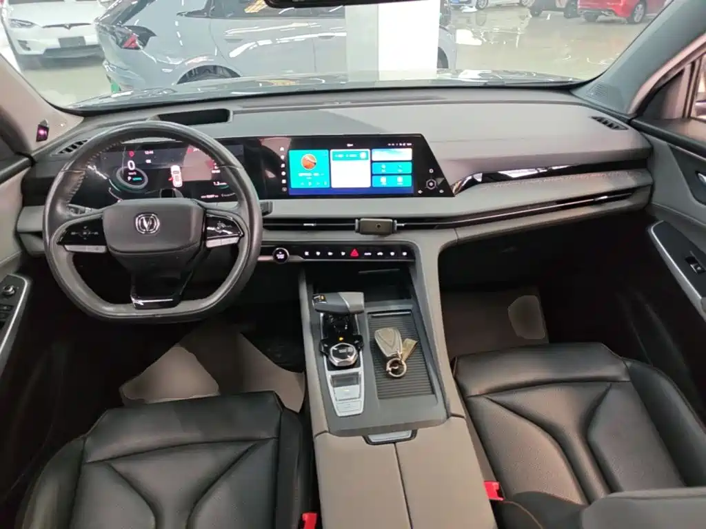 Changan CS75 PLUS — фото 10